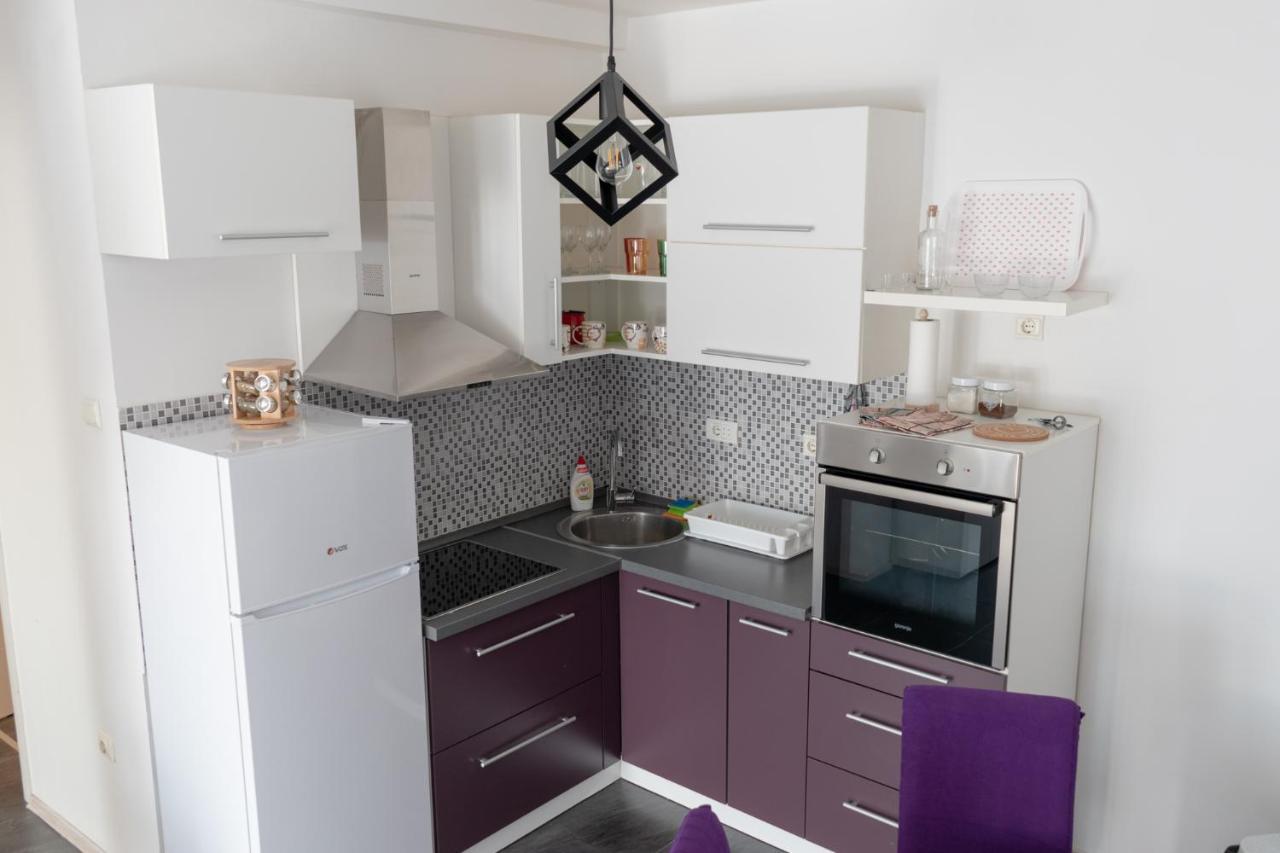 Apartamento Stan Na Dan 021 Novi Sad Exterior foto