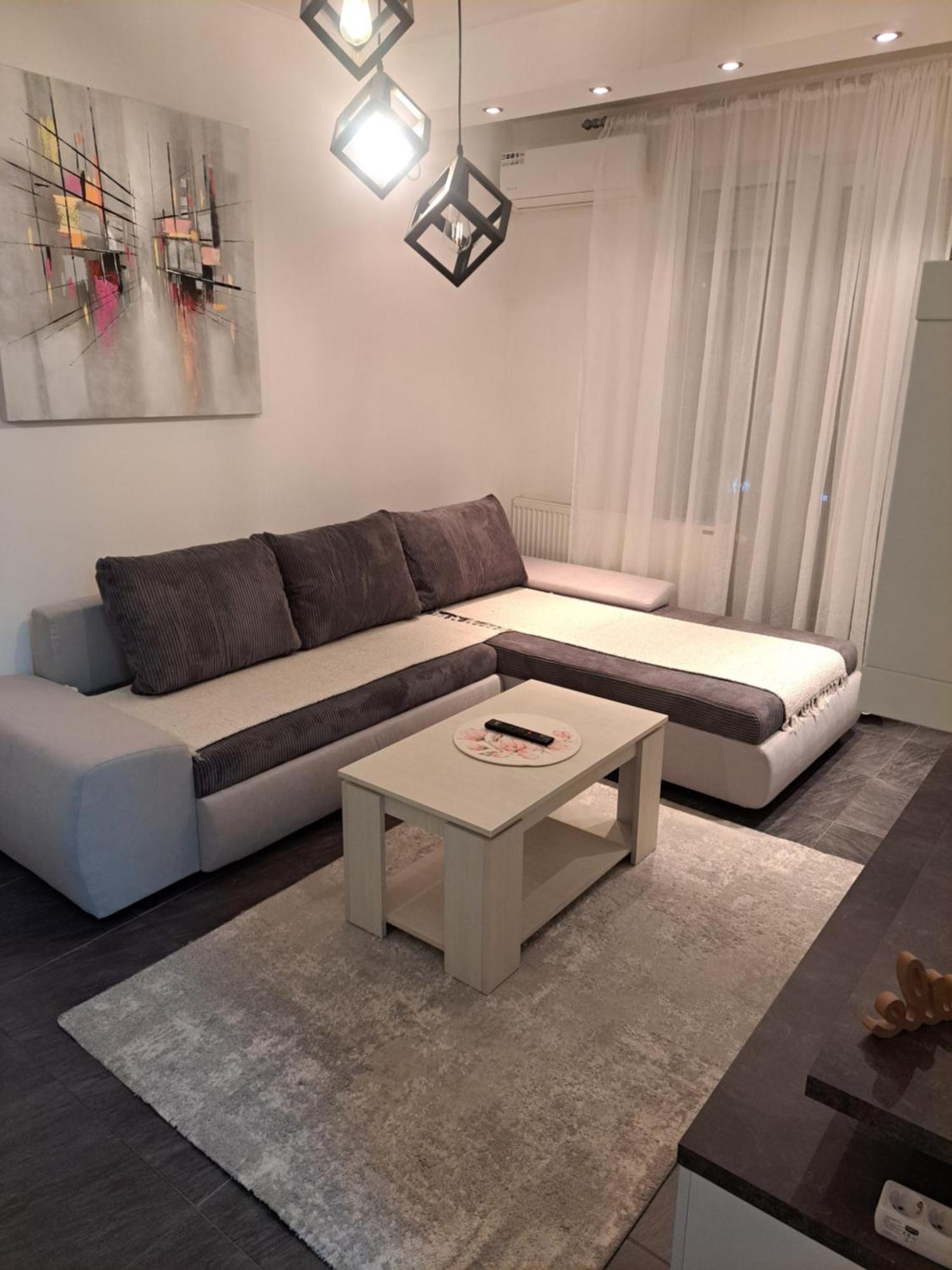 Apartamento Stan Na Dan 021 Novi Sad Exterior foto